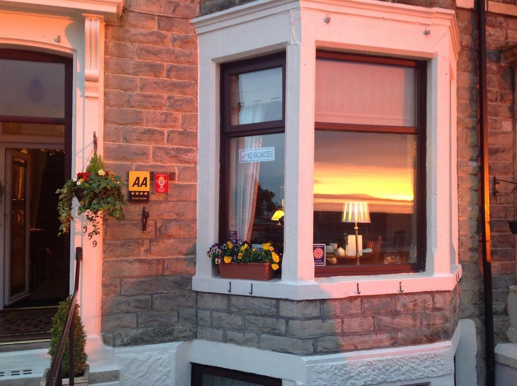 Hotel Yacht Bay View Morecambe Esterno foto